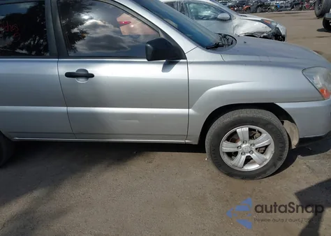 2009 Kia Sportage Lx z USA, uszkodzony, nr VIN KNDJF724197571920